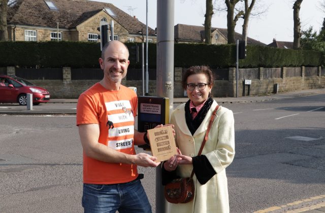 Nasreen areceiving the award